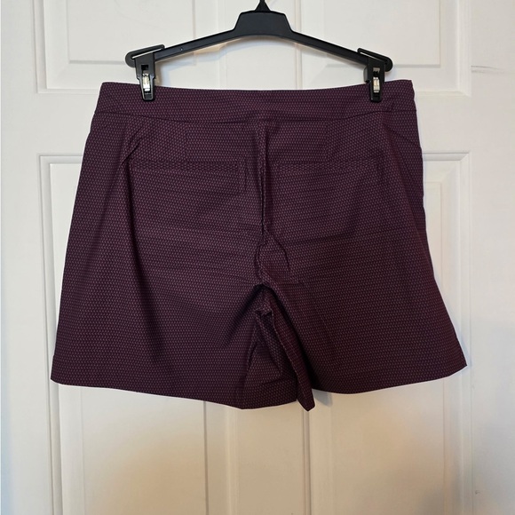 Spanx Womans Skort Large NWT UPF 50 Navy Burgundy Print Tennnis Pickleball Golf - Picture 6 of 9